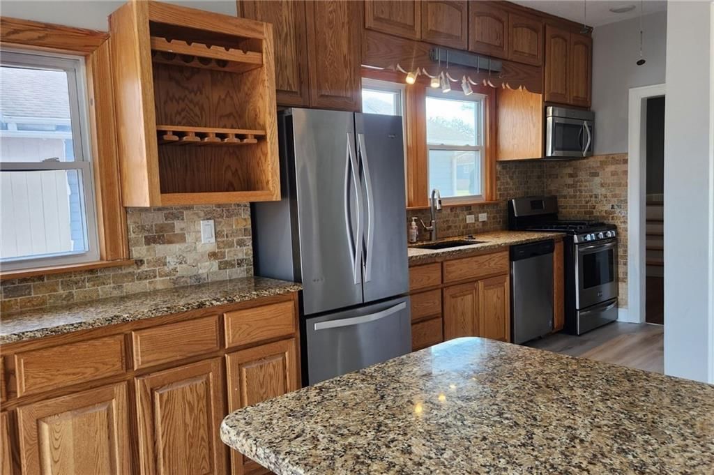 208 Main Street — photo 11