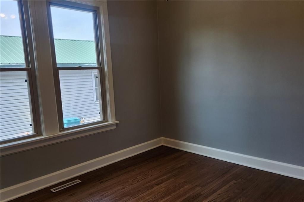 208 Main Street — photo 18
