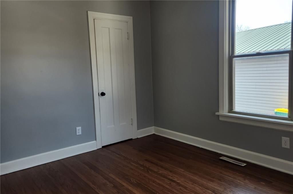 208 Main Street — photo 20