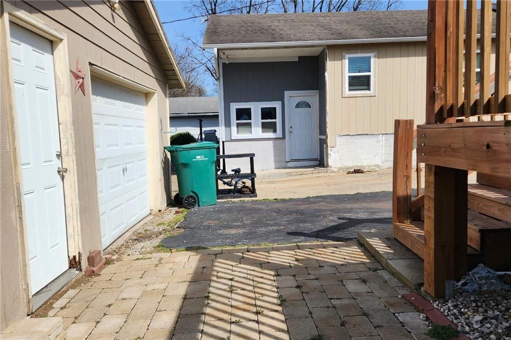 208 Main Street — photo 34