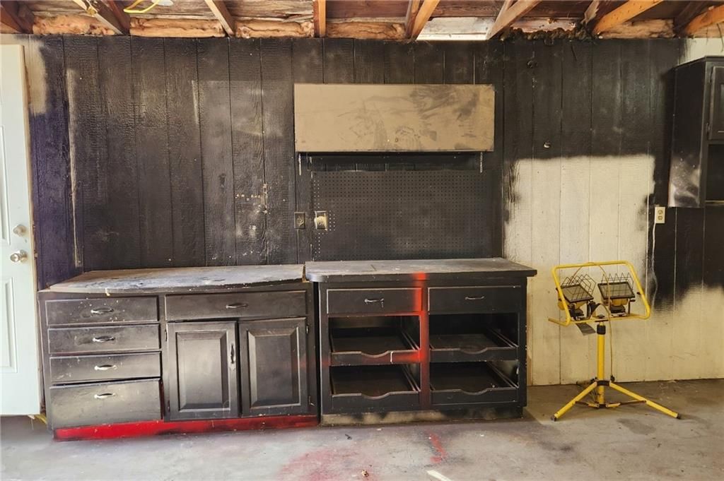 208 Main Street — photo 36