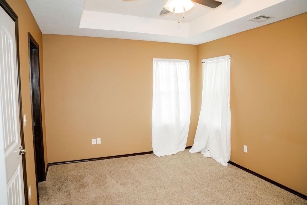 1221 Montana Place — photo 11
