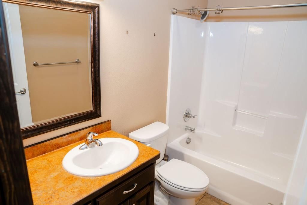 1221 Montana Place — photo 13