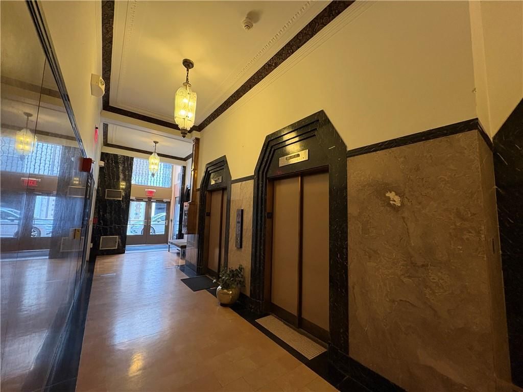 912 Baltimore Avenue — photo 5