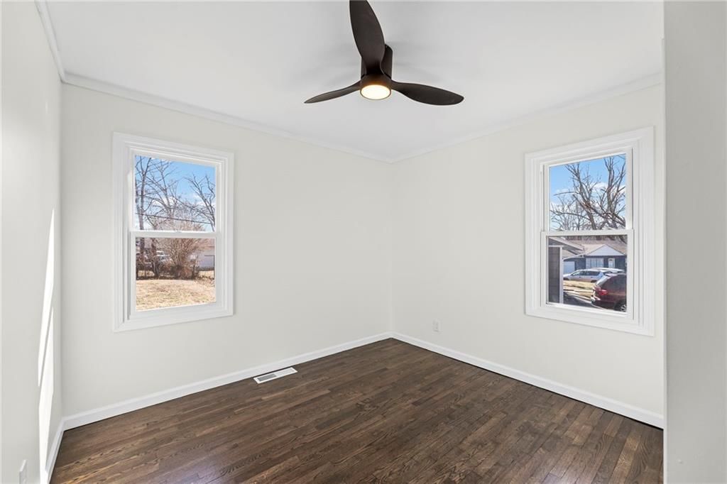 537 N 80th Place — photo 12