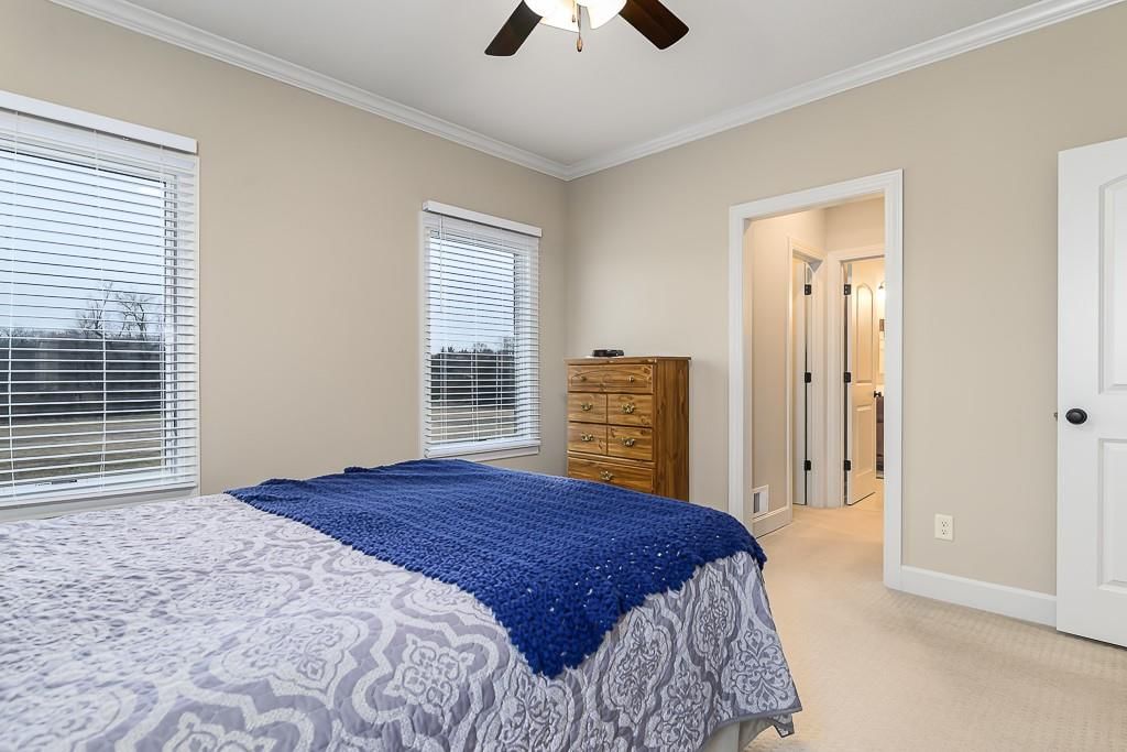21137 Linwood Road — photo 14