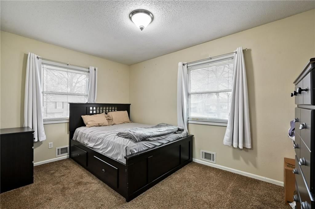 626 NW Kay Drive — photo 16
