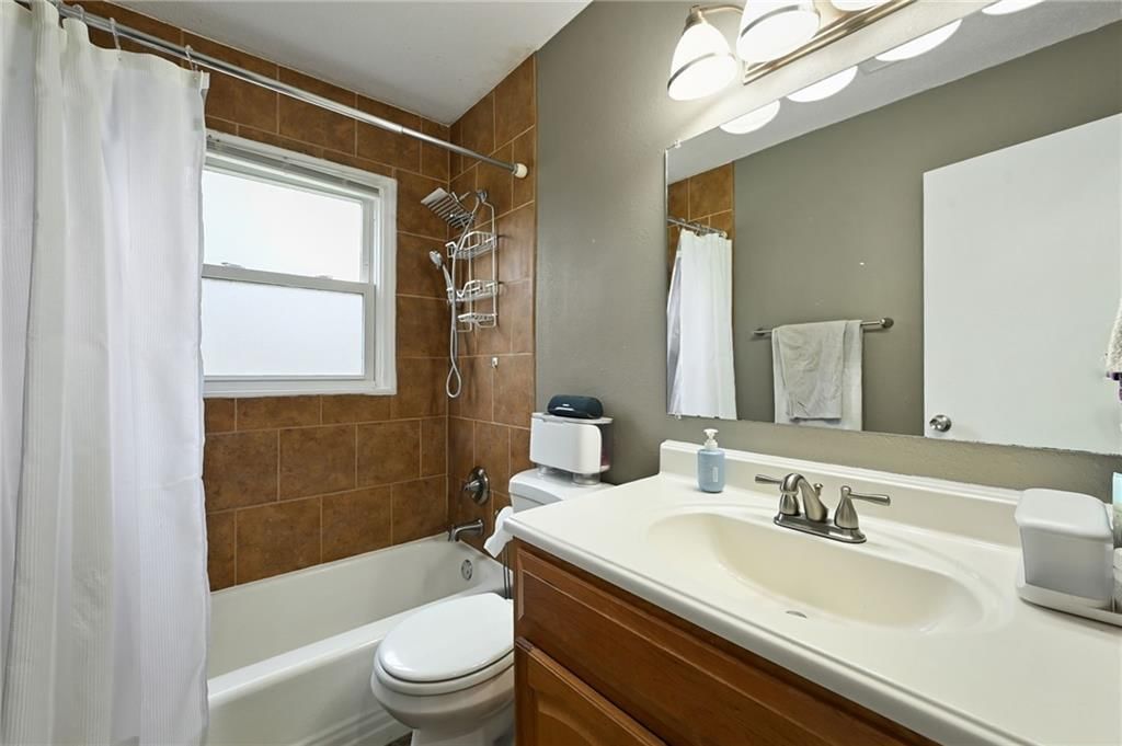 626 NW Kay Drive — photo 18