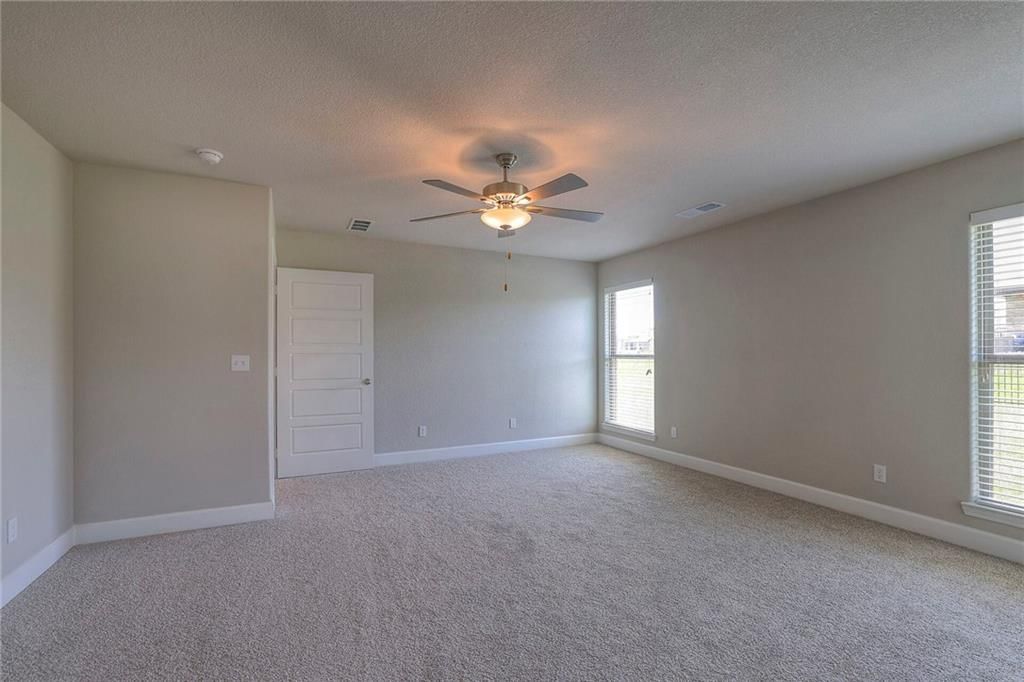16770 S Hall Street — photo 13