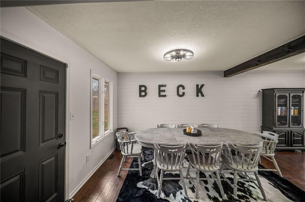 3713 NW Peachwood Court — photo 7