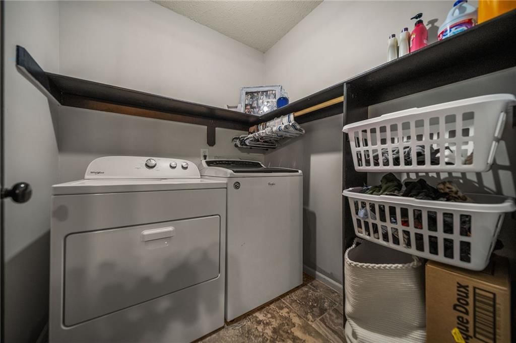 3713 NW Peachwood Court — photo 14