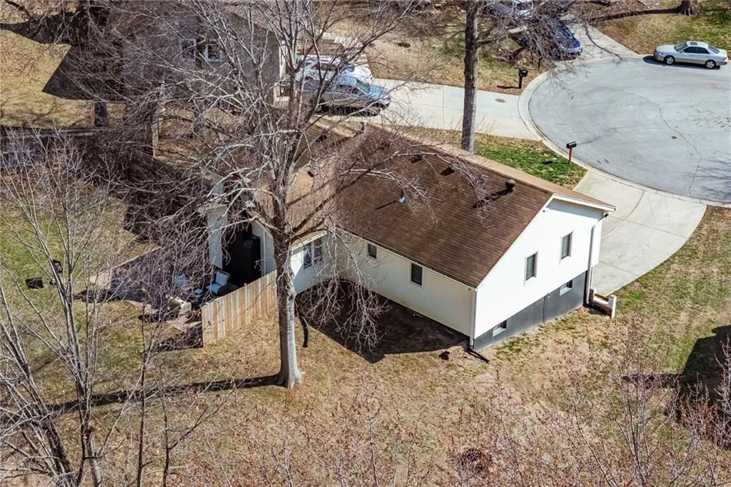 3713 NW Peachwood Court — photo 29