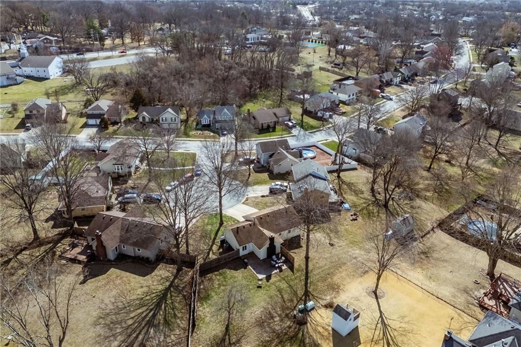 3713 NW Peachwood Court — photo 31