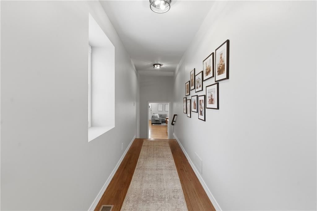 5731 Walmer Street — photo 11
