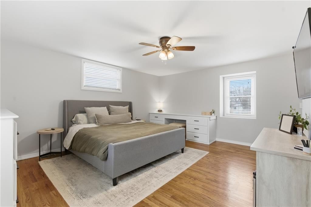 5731 Walmer Street — photo 13