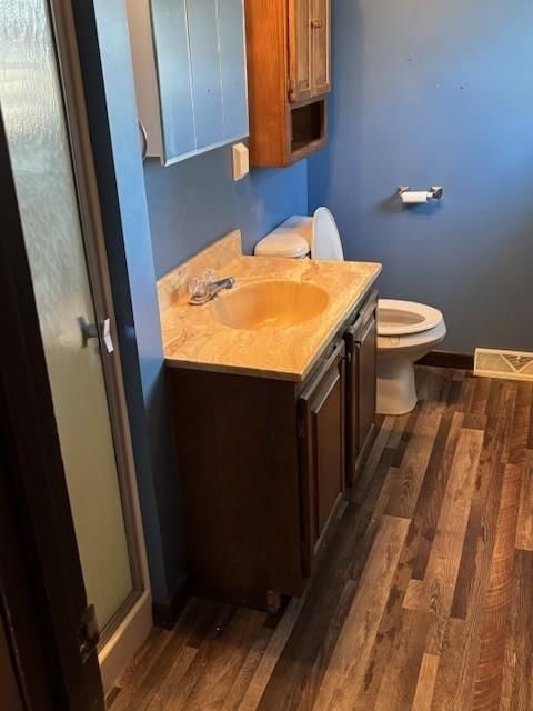 316 E 14th Street — photo 8