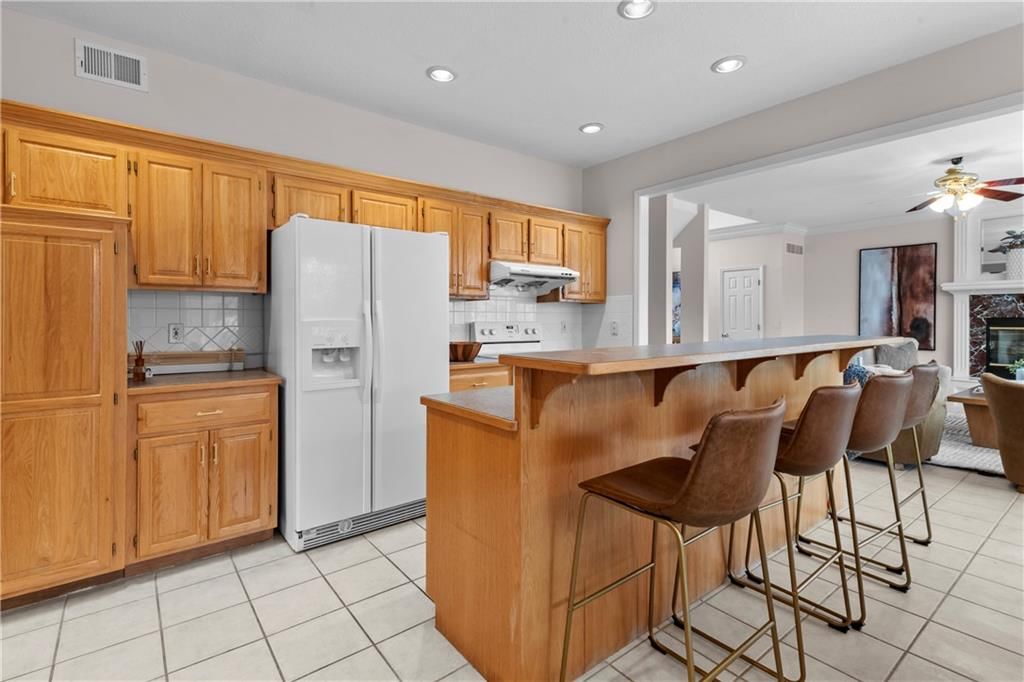 12407 England Street — photo 9