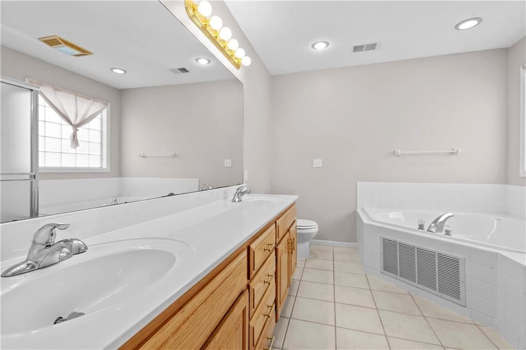12407 England Street — photo 18