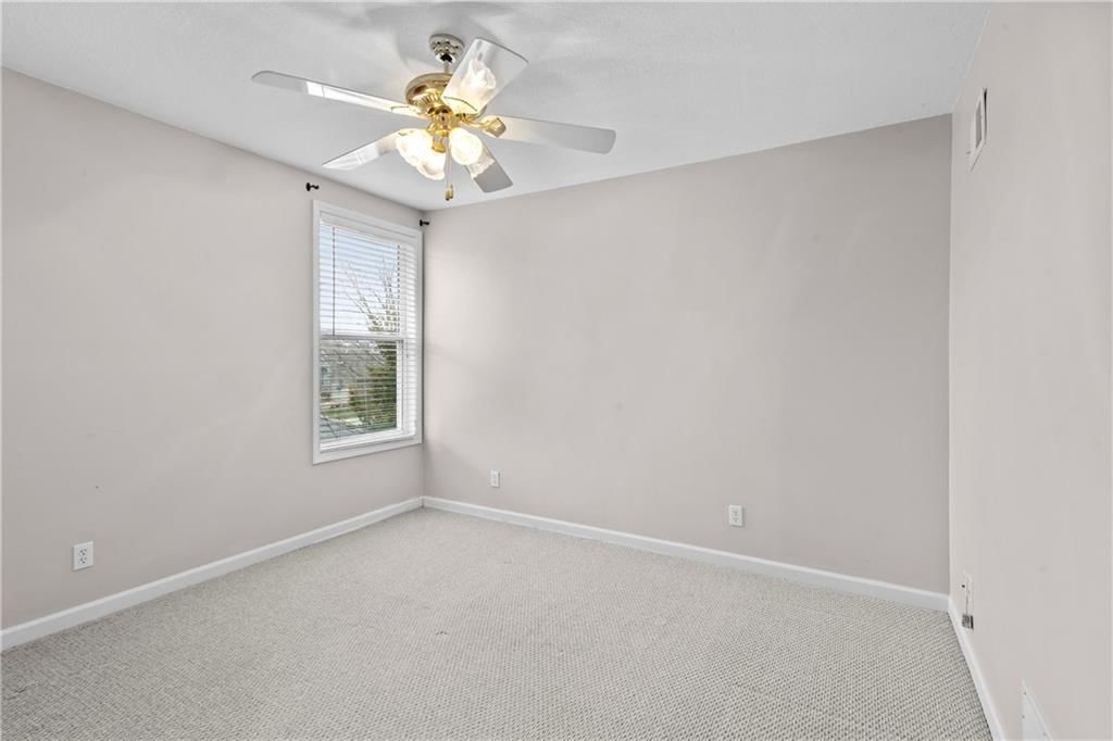12407 England Street — photo 26