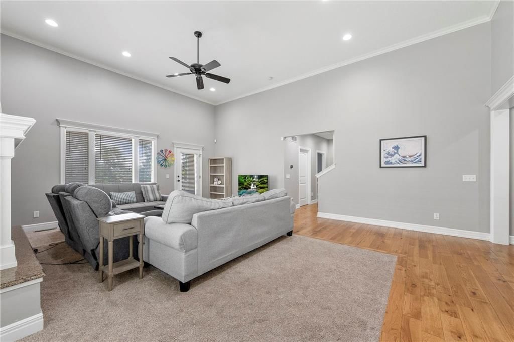 406 N Olivia Avenue — photo 14