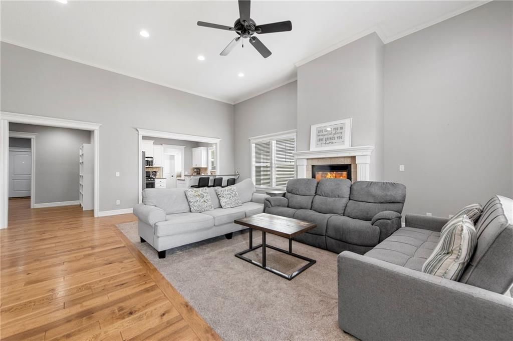 406 N Olivia Avenue — photo 19