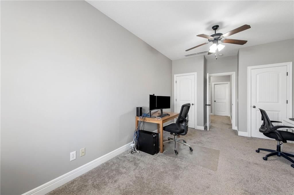 406 N Olivia Avenue — photo 40