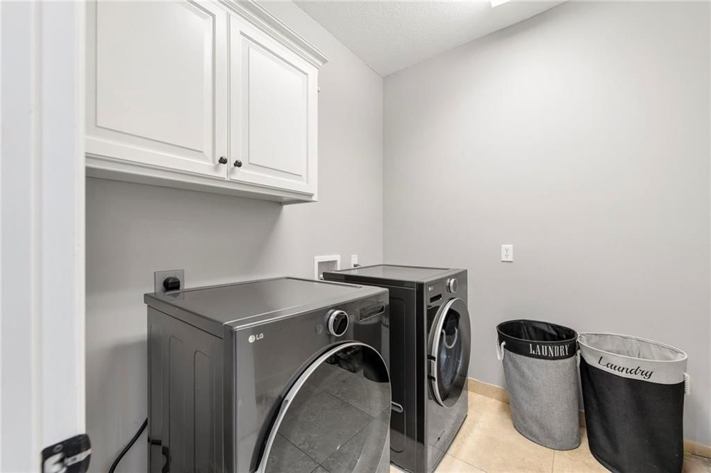406 N Olivia Avenue — photo 48