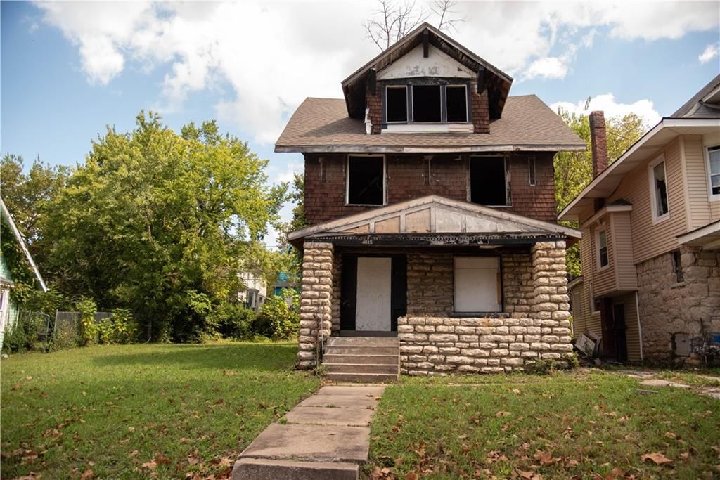 4015 Prospect Avenue — photo 1