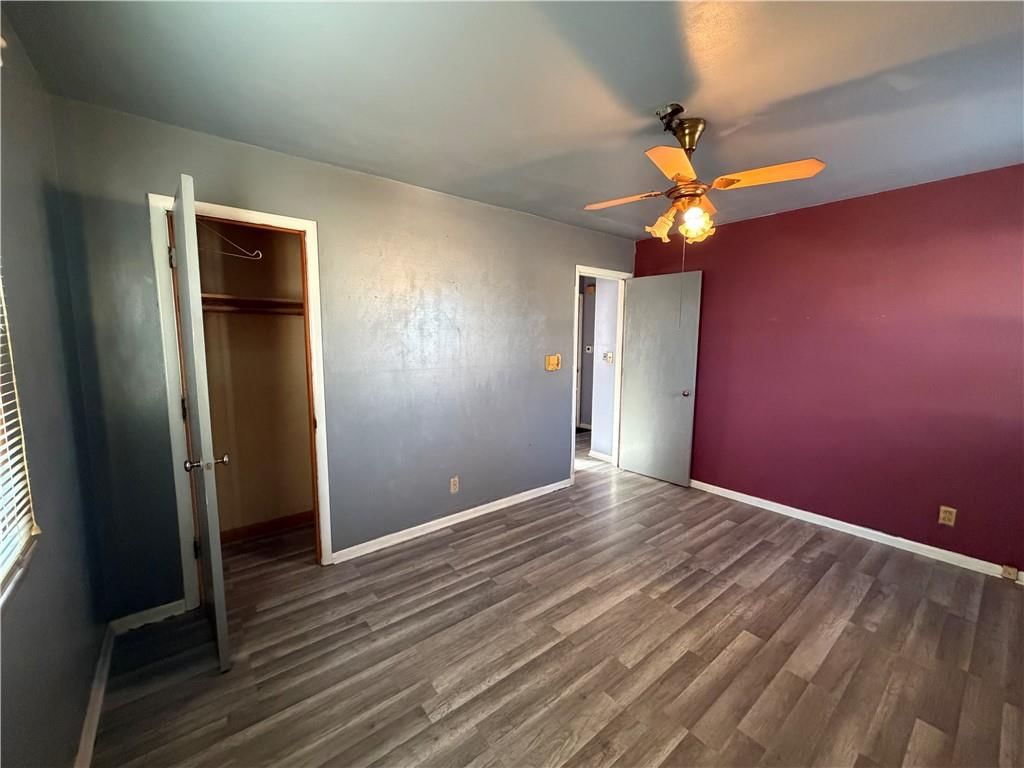 4305 S Main Street — photo 8