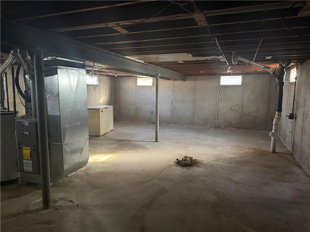 4305 S Main Street — photo 24
