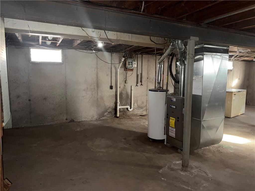 4305 S Main Street — photo 25