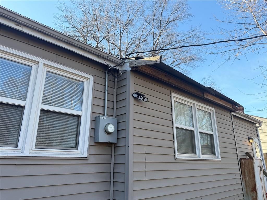 4305 S Main Street — photo 33