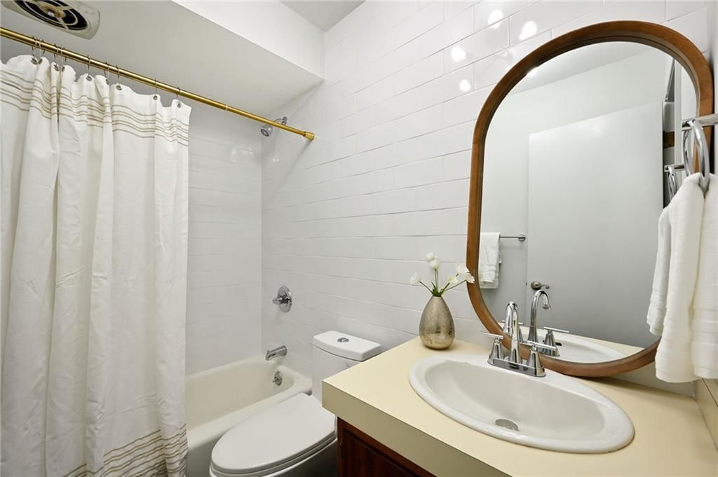 5831 W 87th Terrace — photo 17