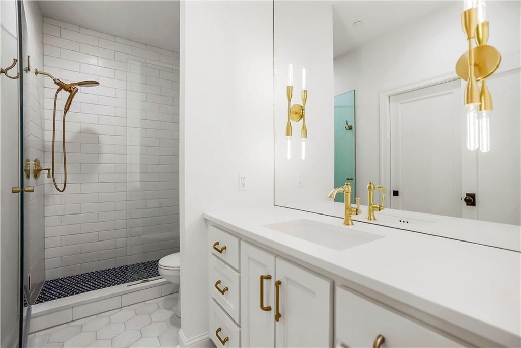 4522 Summit Street — photo 22