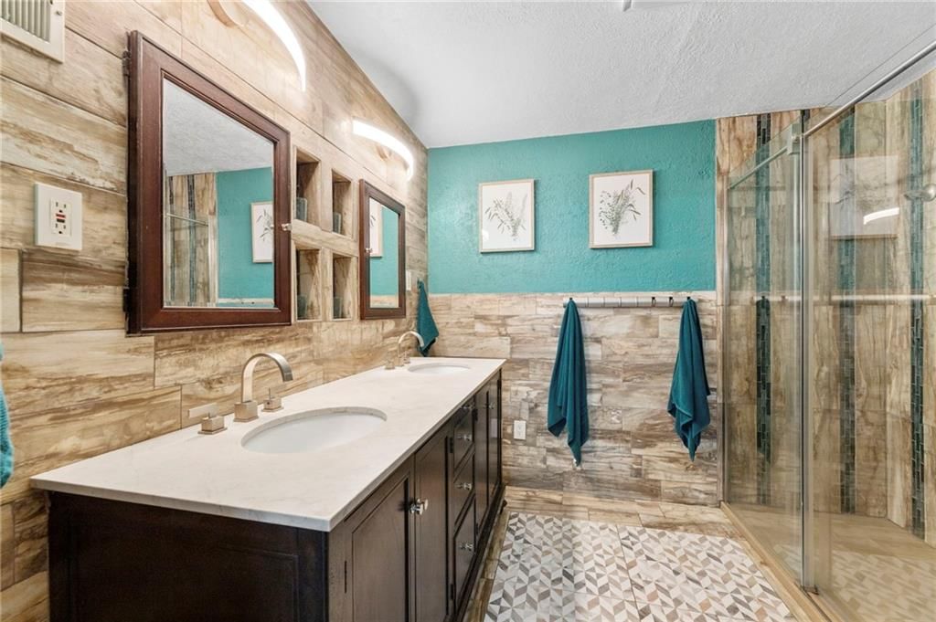 9935 W 85th Street — photo 30