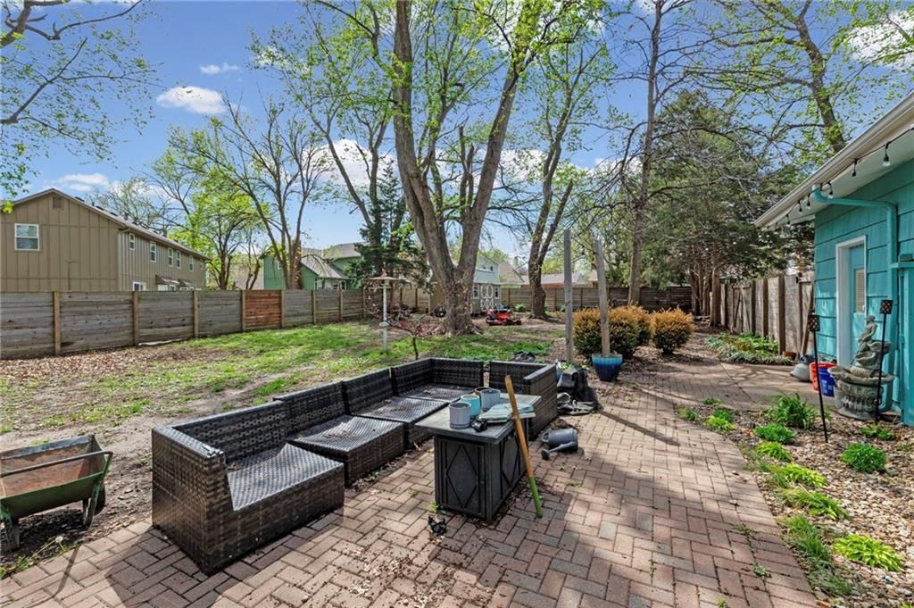 9935 W 85th Street — photo 43