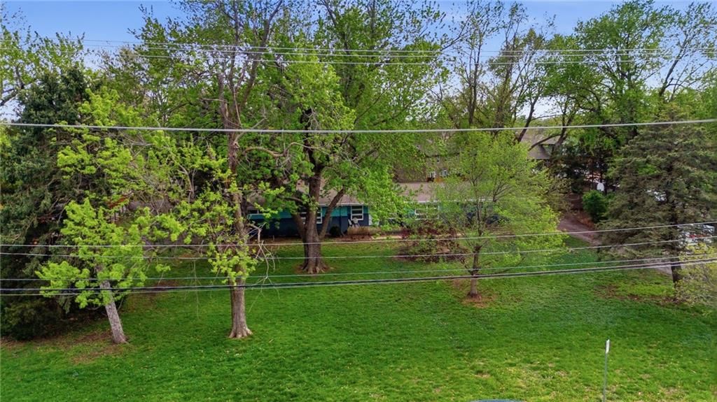 9935 W 85th Street — photo 48