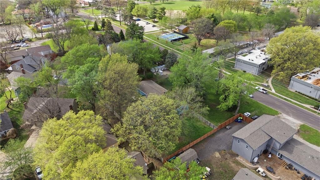 9935 W 85th Street — photo 60