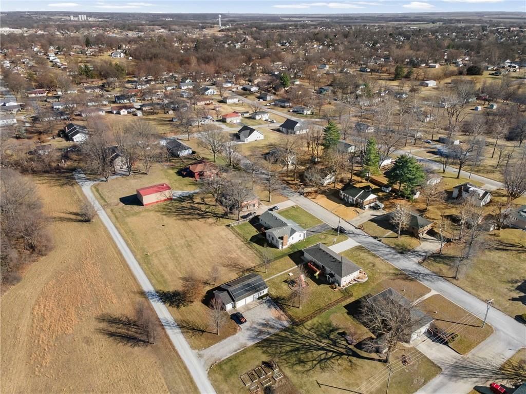 610 W 13th St Terrace — photo 43