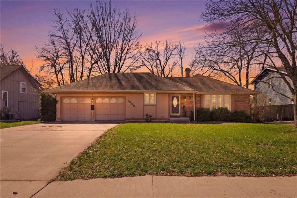 1905 SW 3rd Street, Lee's Summit, MO