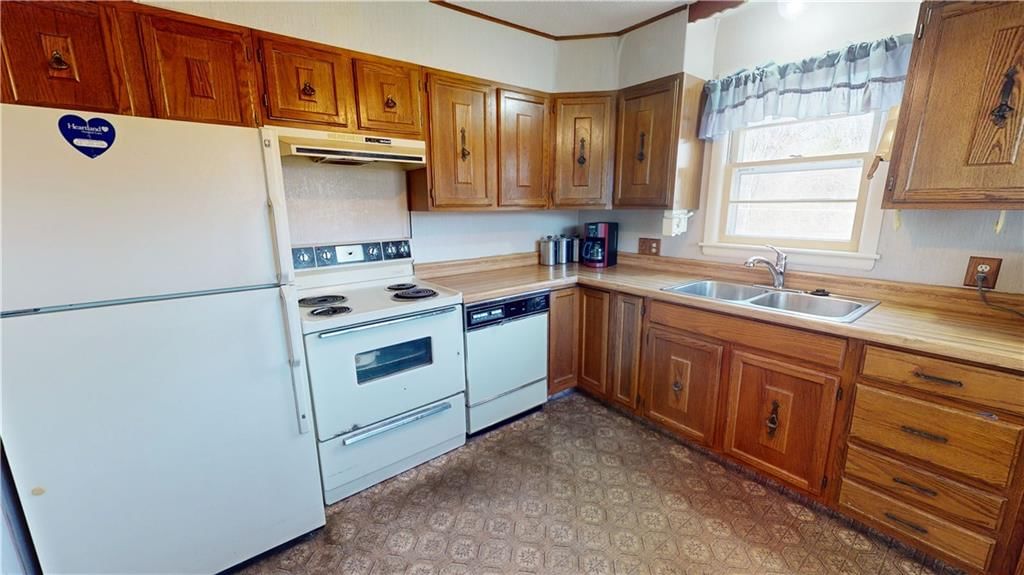 710 W Ewing Street — photo 4