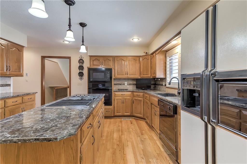 1303 NW Hawk Creek Drive — photo 29