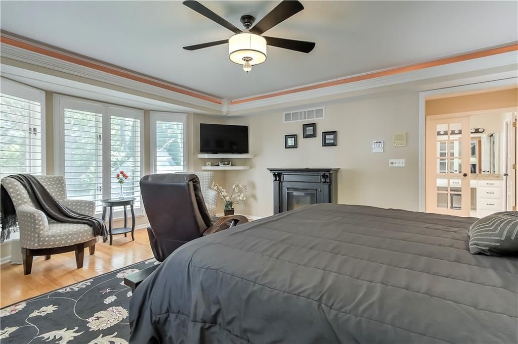 1303 NW Hawk Creek Drive — photo 35