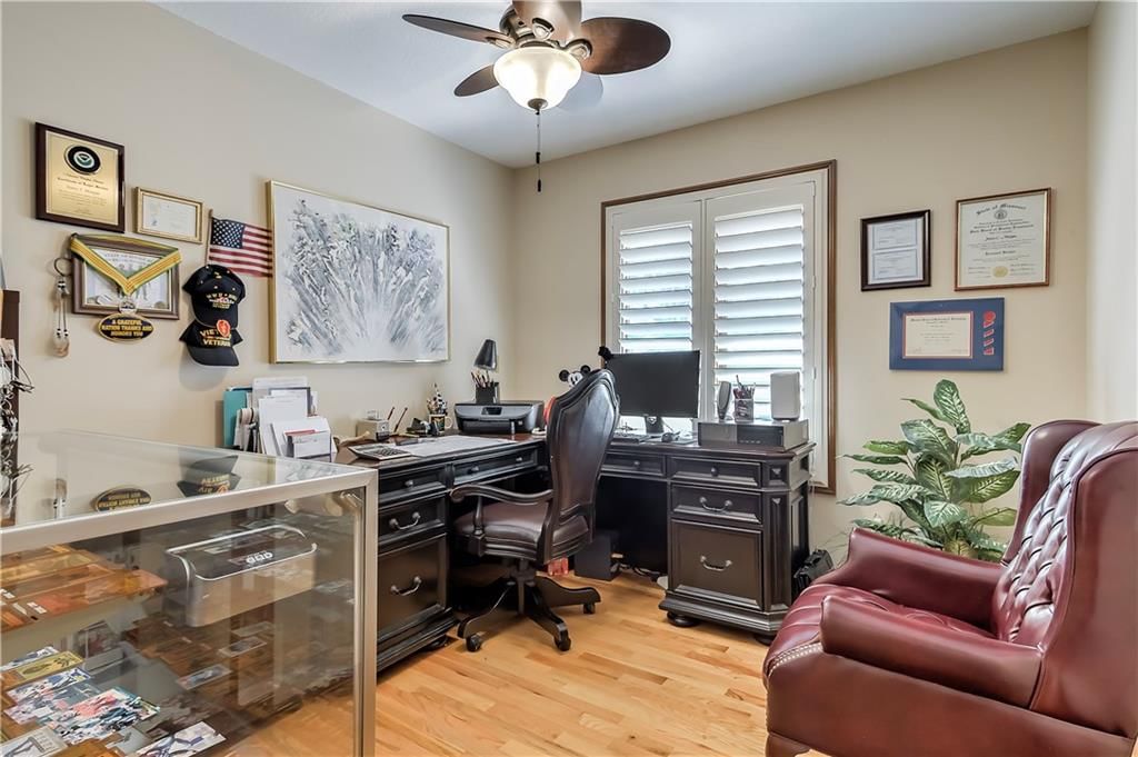 1303 NW Hawk Creek Drive — photo 38