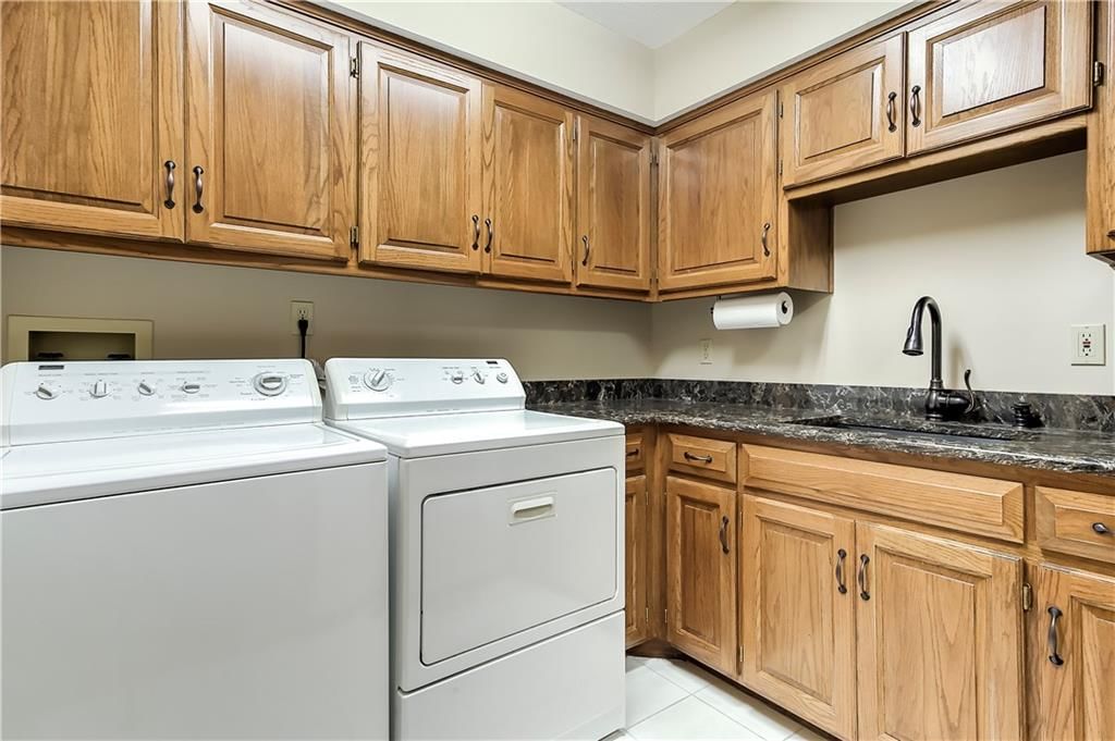 1303 NW Hawk Creek Drive — photo 39