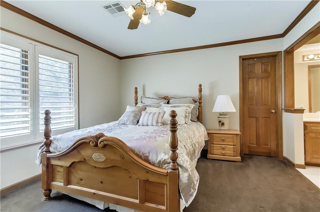 1303 NW Hawk Creek Drive — photo 46