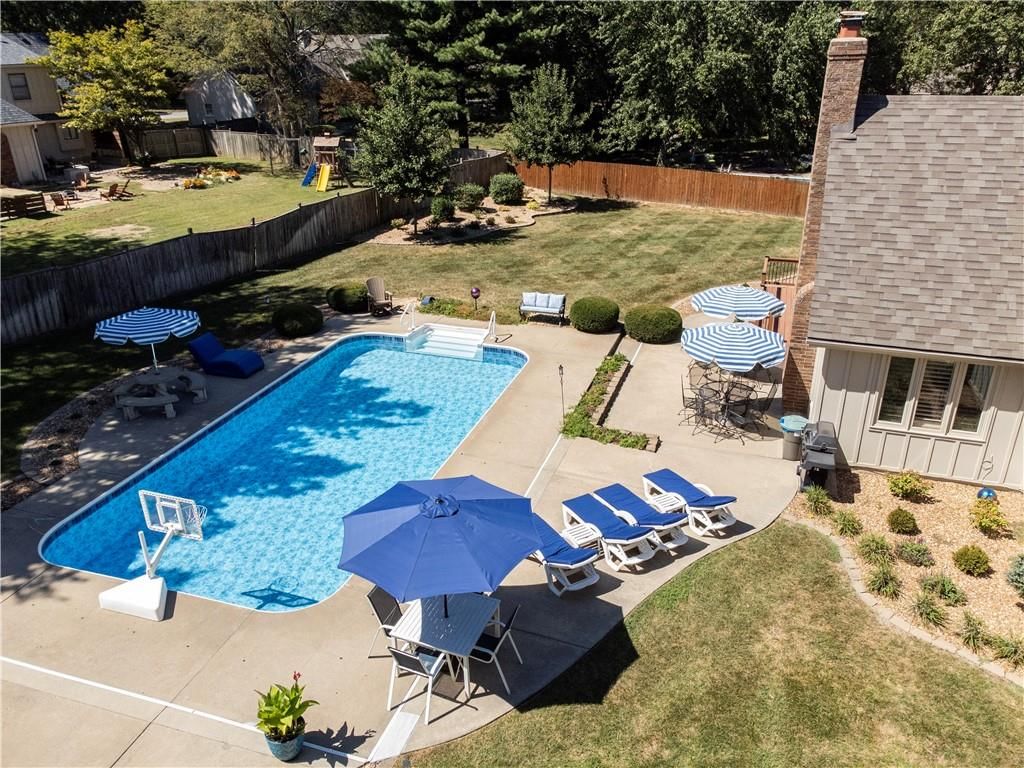 1303 NW Hawk Creek Drive — photo 77