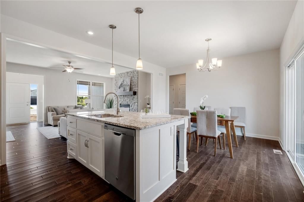 20731 S Emerald Street — photo 10