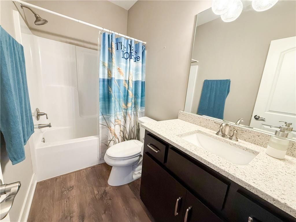 1173 SW Whitby Drive — photo 5