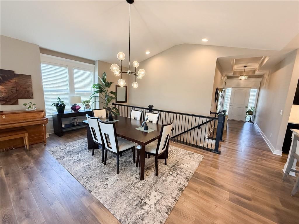 1173 SW Whitby Drive — photo 9